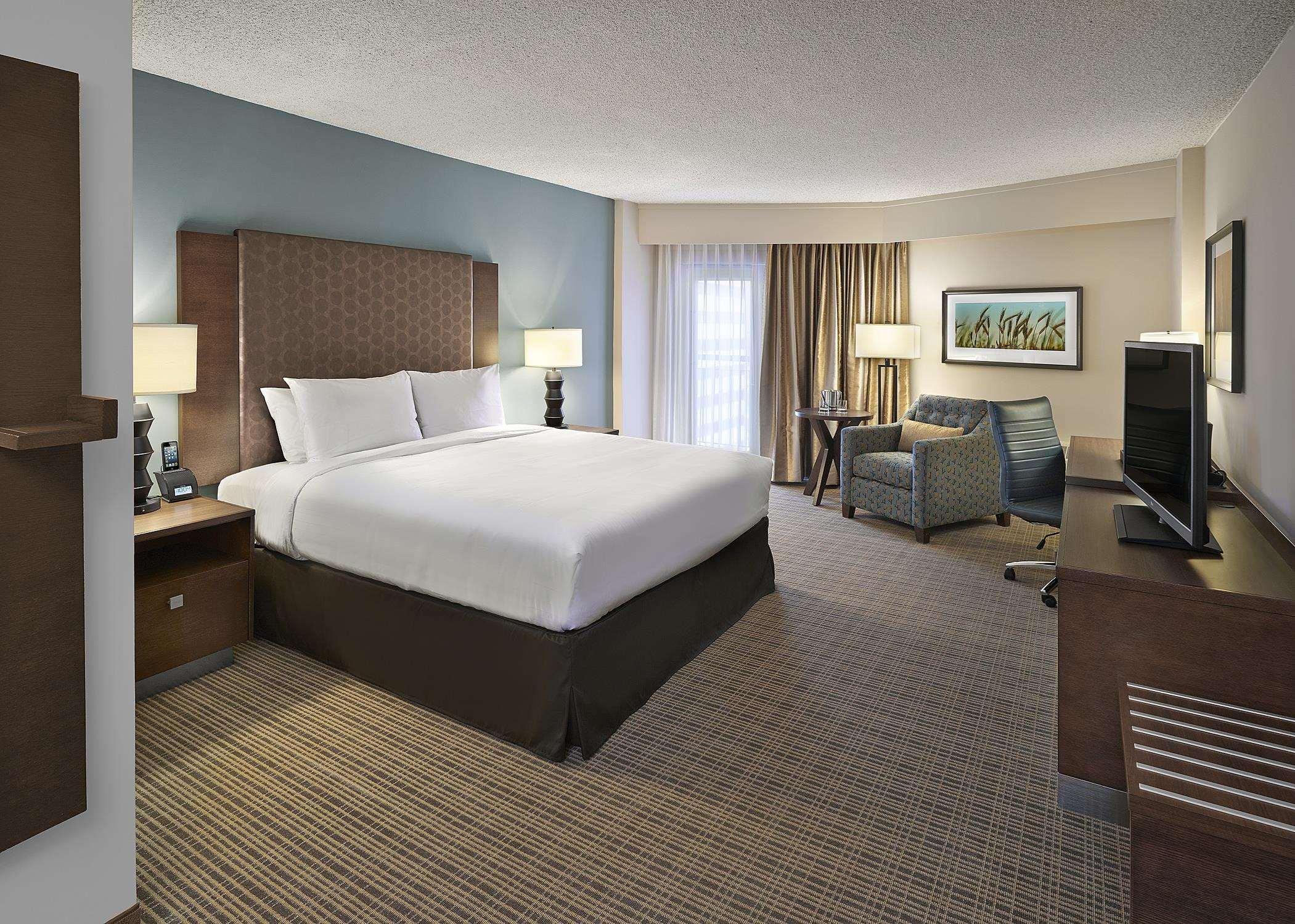 Doubletree By Hilton Hotel & Conference Centre Regina Exterior foto