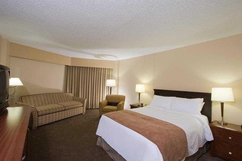 Doubletree By Hilton Hotel & Conference Centre Regina Quarto foto